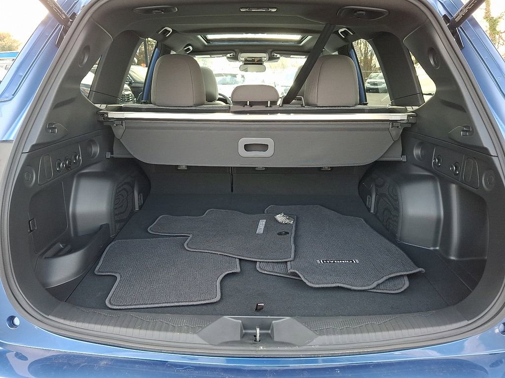 Used 2025 Subaru Forester Premium image 27