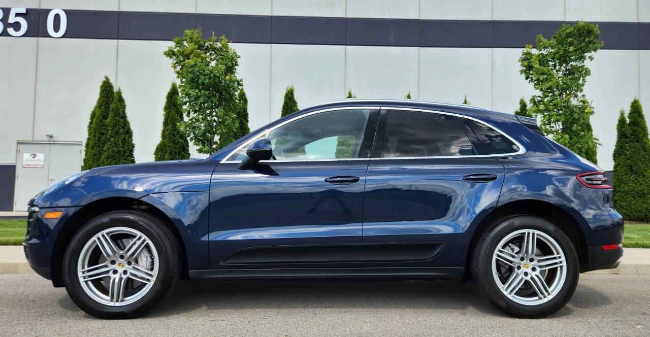 Used 2016 Porsche Macan S AWD/4WD image 2
