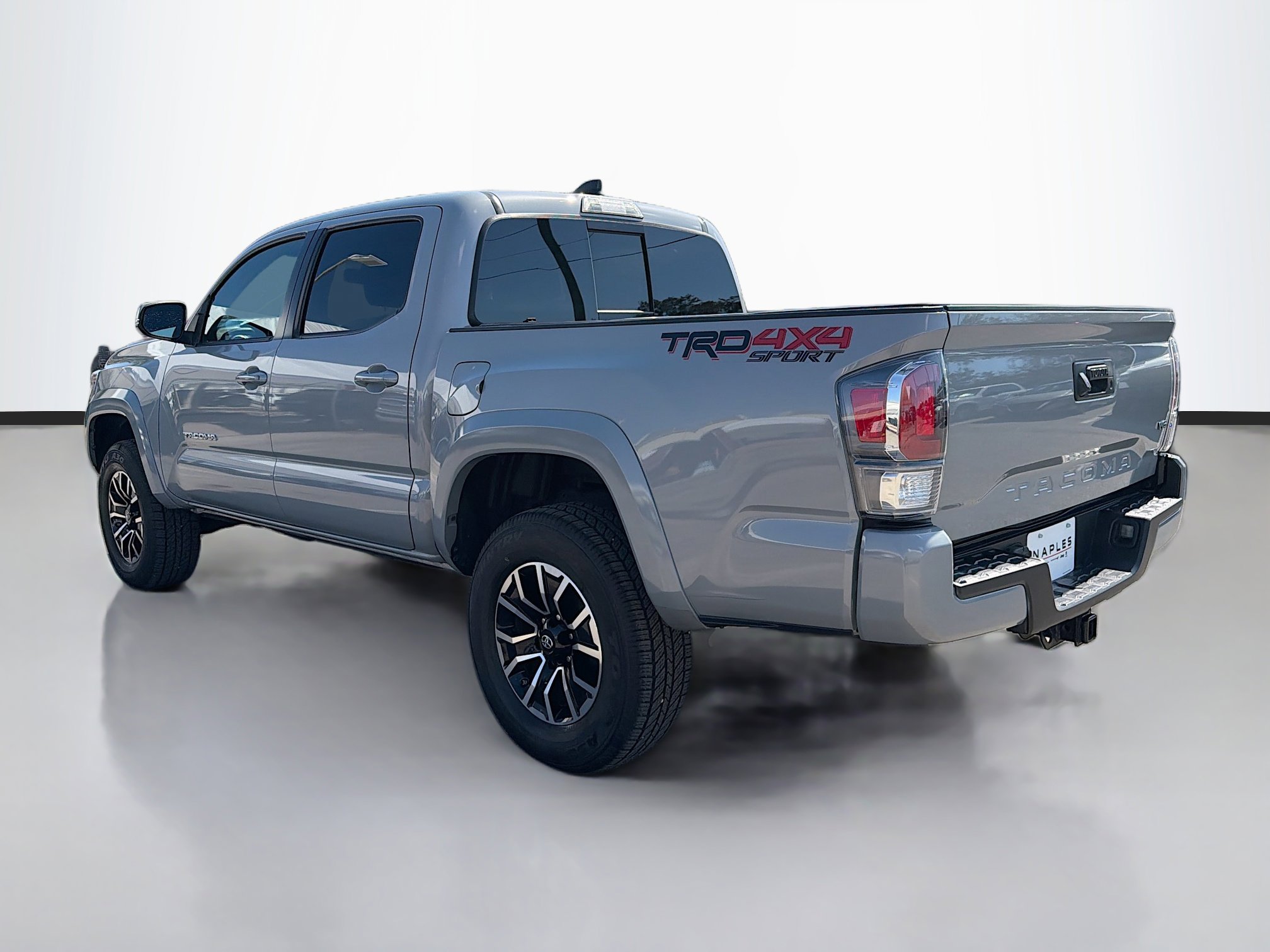 Used 2021 Toyota Tacoma TRD Sport image 5