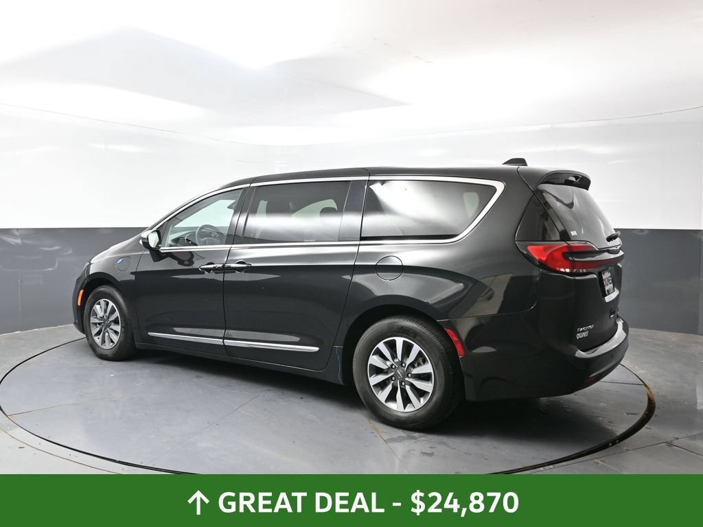 Used 2023 Chrysler Pacifica Limited FWD image 13