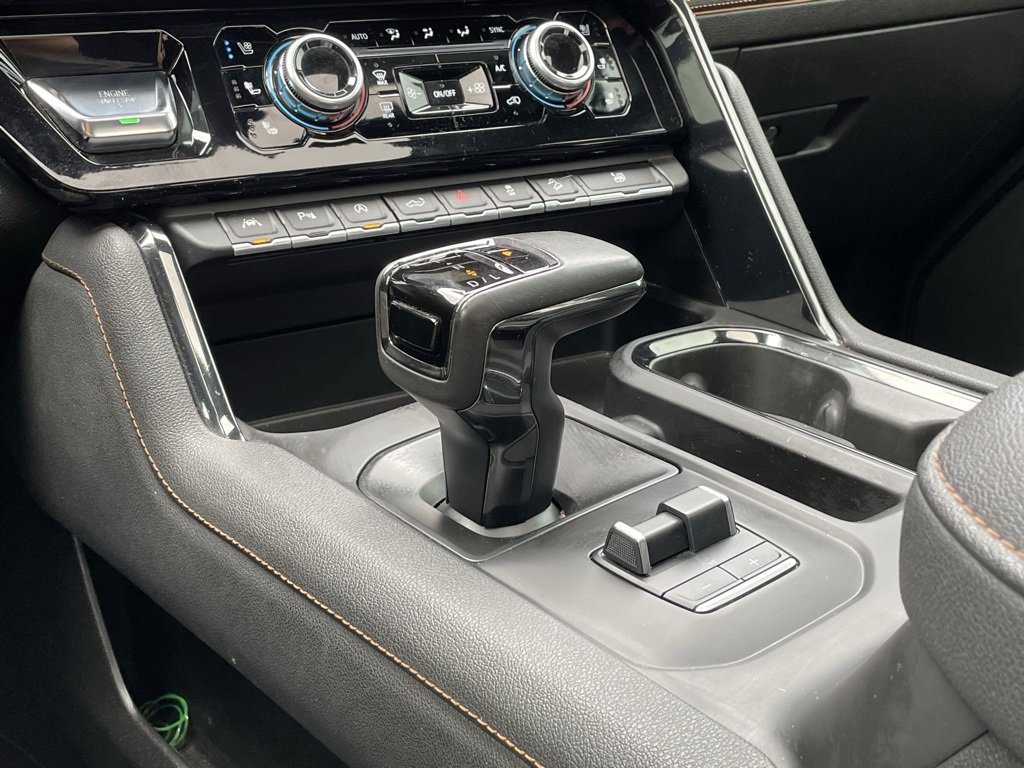 Used 2022 GMC Sierra 1500 AT4 w/ AT4 Premium Package image 18