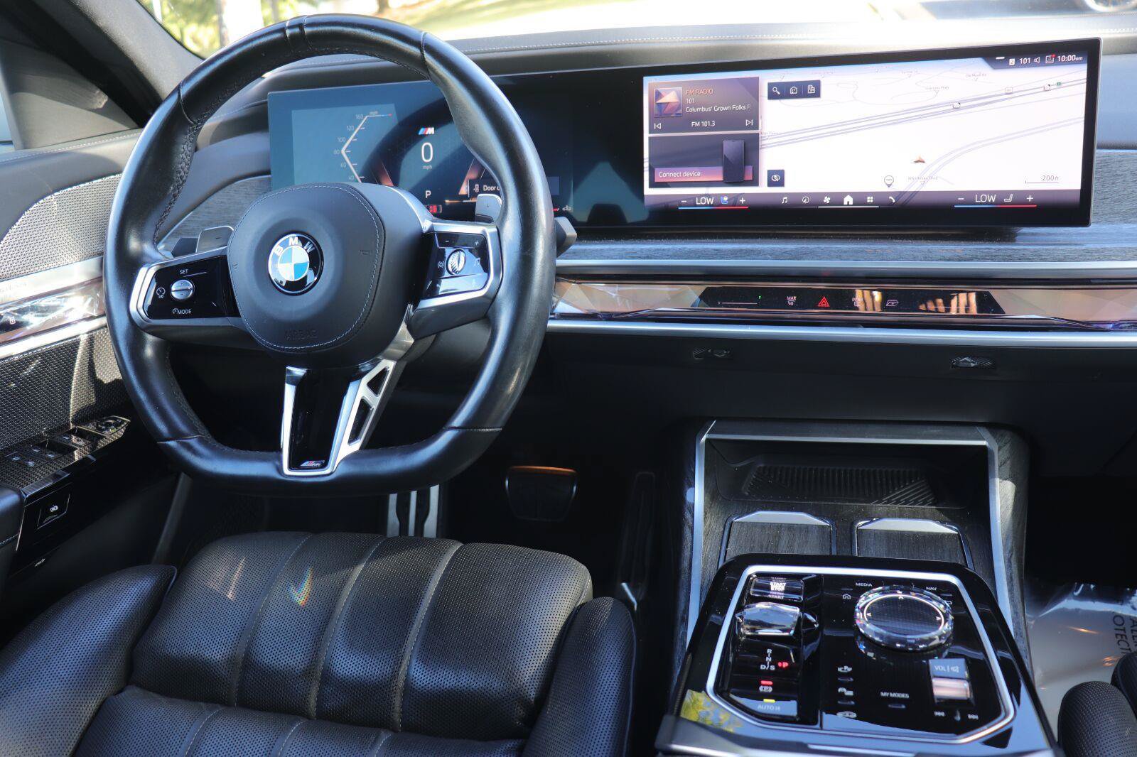 Used 2023 BMW 740i RWD image 25