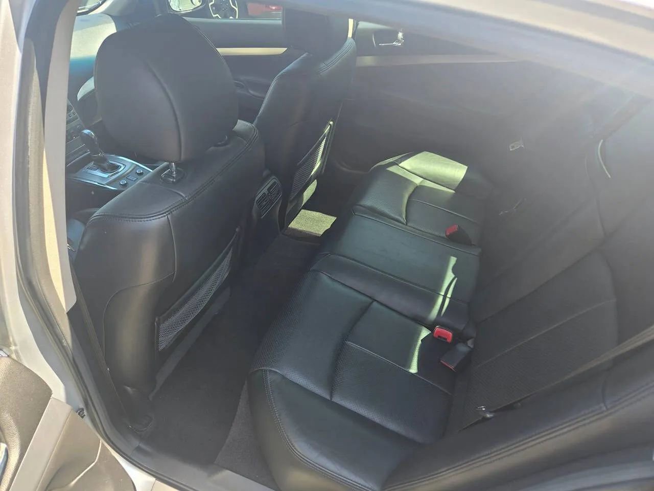 Used 2013 INFINITI G37 x Sedan w/ Premium Pkg AWD/4WD image 4