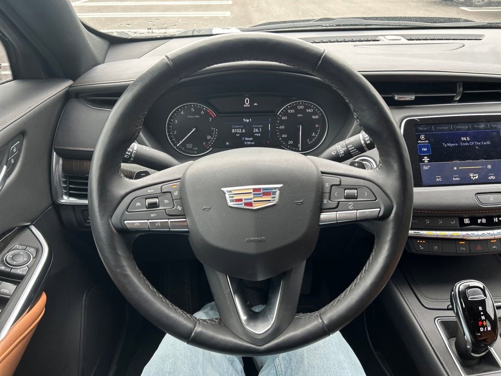 Certified 2023 Cadillac XT4 Premium Luxury image 15