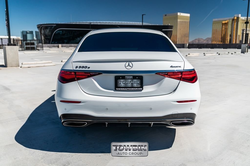 Used 2025 Mercedes-Benz S 580e 4MATIC Sedan image 5