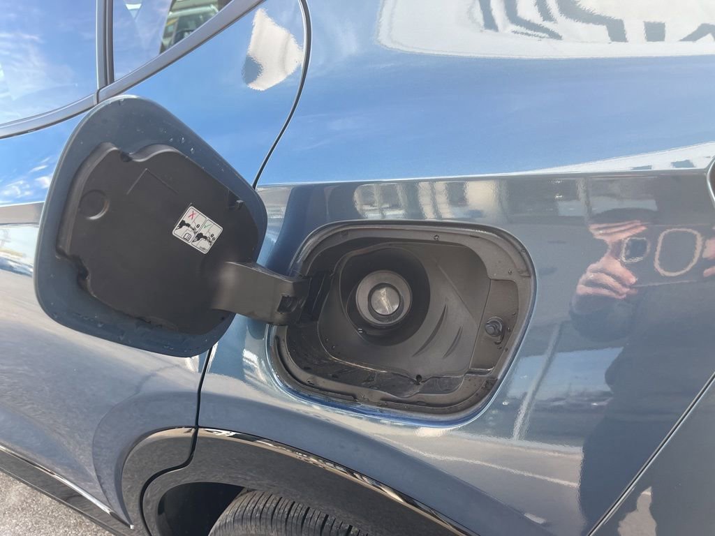 Certified 2024 Buick Encore GX Sport Touring image 13