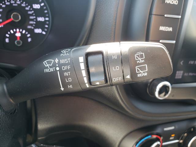 Certified 2022 Kia Soul LX FWD image 27