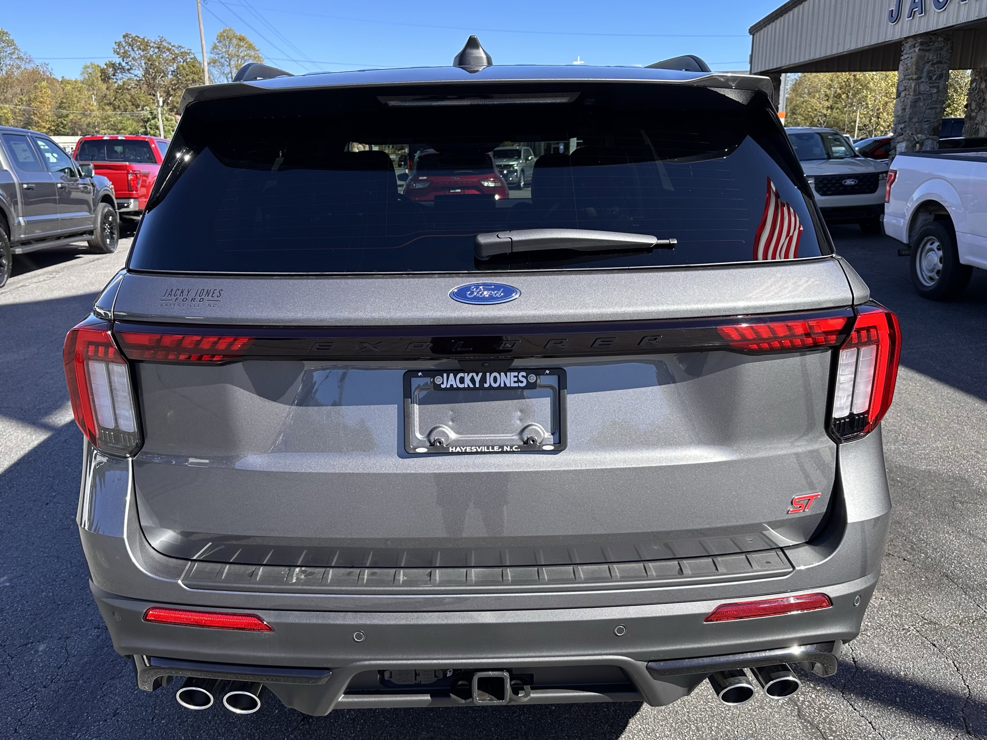 New 2026 Ford Explorer ST image 7