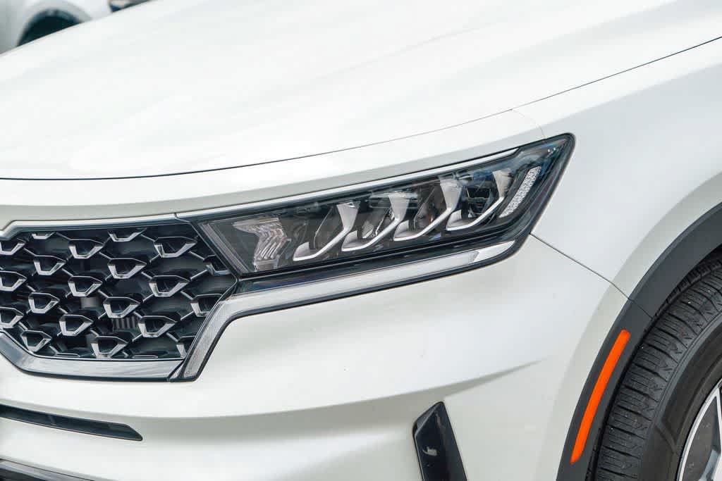 Certified 2023 Kia Sorento EX w/ Panoramic Sunroof Package FWD image 8