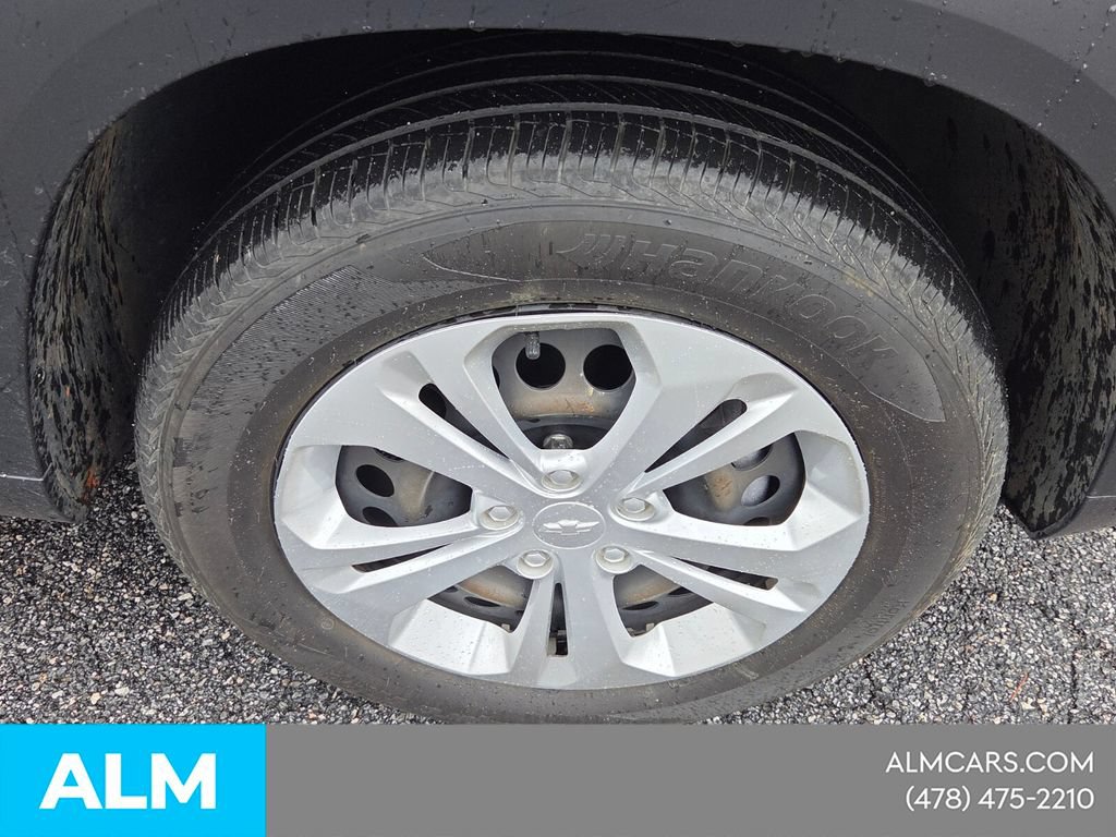 Used 2024 Chevrolet Trax LS FWD image 18