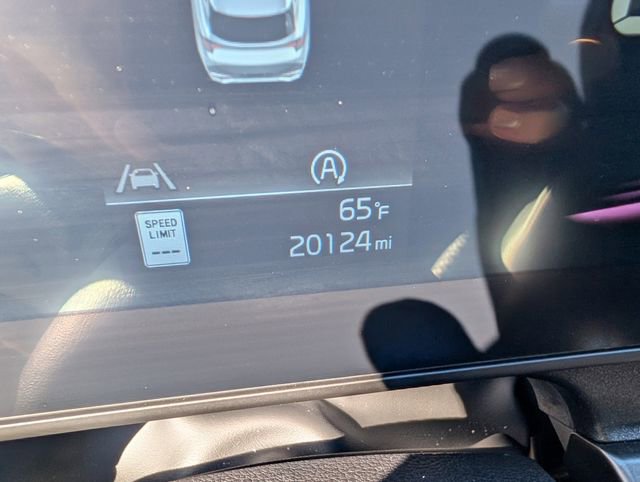 Used 2025 Kia Sportage EX image 16