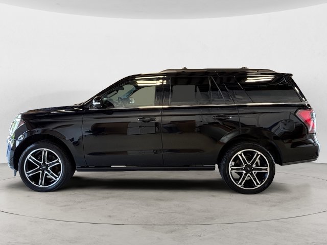 Used 2021 Ford Expedition Limited AWD/4WD image 2