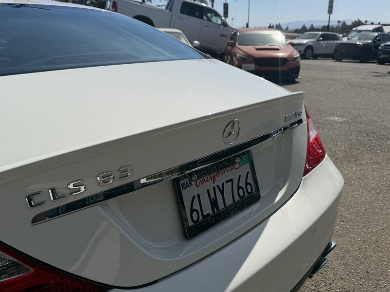 Used 2007 Mercedes-Benz CLS 63 AMG image 7