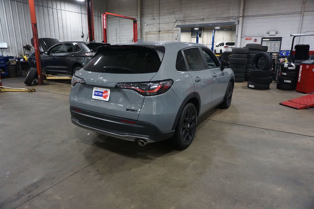 Used 2023 Honda HR-V Sport image 19
