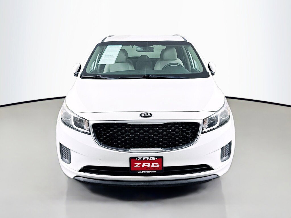 Used 2016 Kia Sedona LX w/ LX Convenience Package image 8