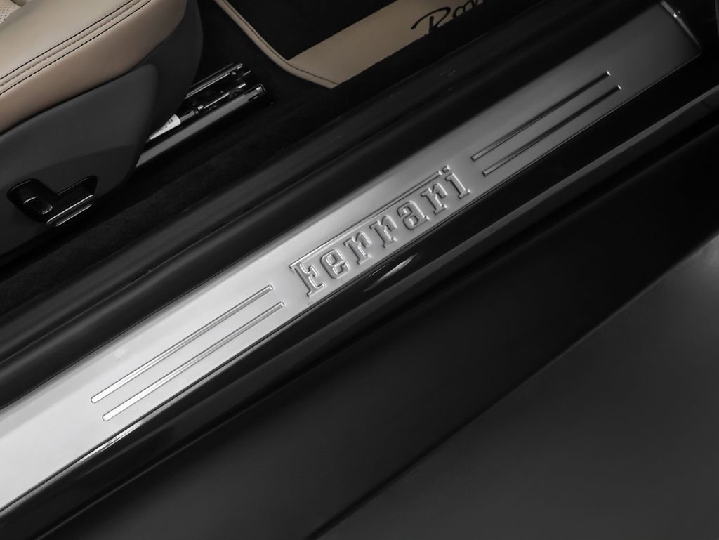 Used 2022 Ferrari Roma image 20