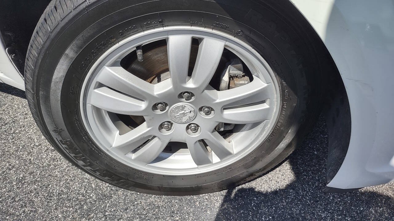 Used 2016 Chevrolet Sonic LT FWD image 35
