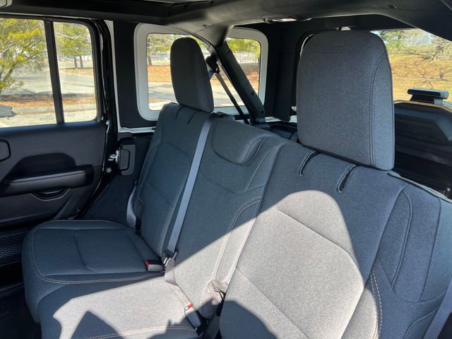 Used 2024 Jeep Wrangler Sahara w/ Technology Group AWD/4WD image 25