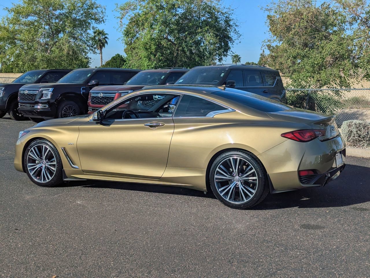 Certified 2018 INFINITI Q60 3.0t Luxe RWD image 4