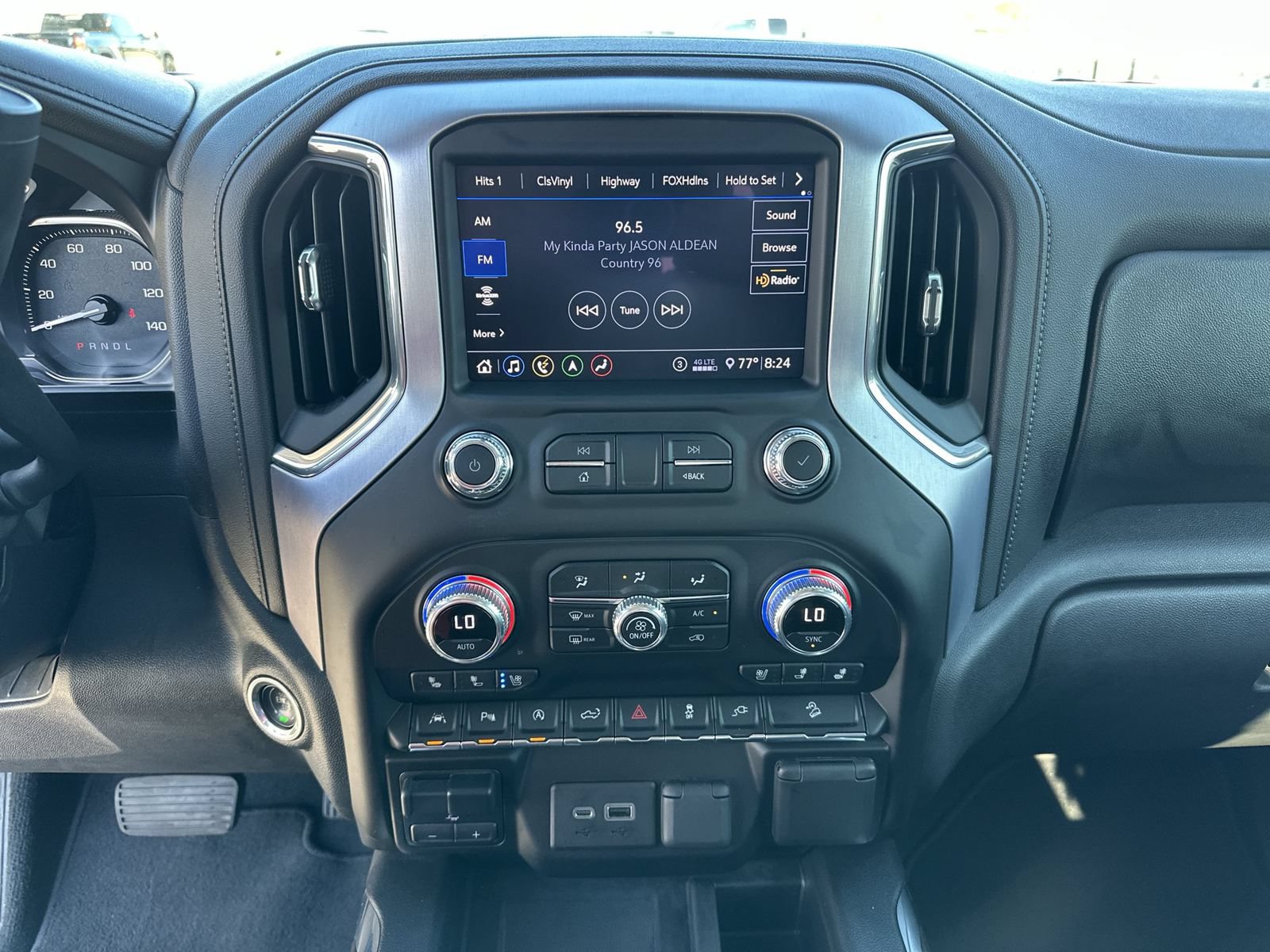 Used 2020 GMC Sierra 1500 SLT w/ SLT Premium Plus Package AWD/4WD image 13