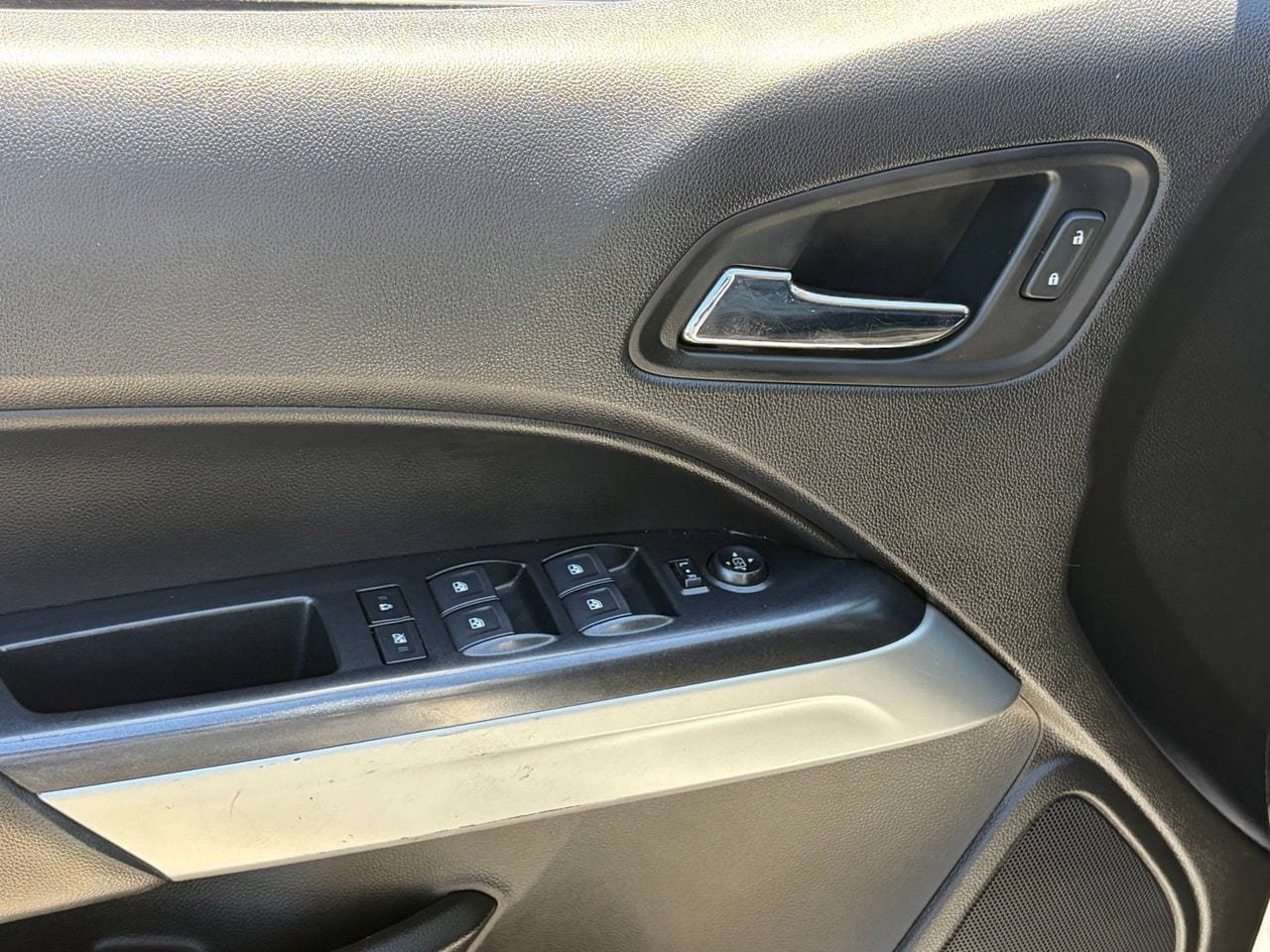 Used 2021 Chevrolet Colorado ZR2 w/ ZR2 Dusk Special Edition AWD/4WD image 5
