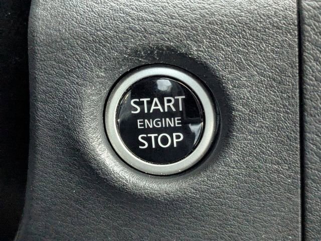 Used 2023 Nissan Frontier S w/ Technology Package image 32