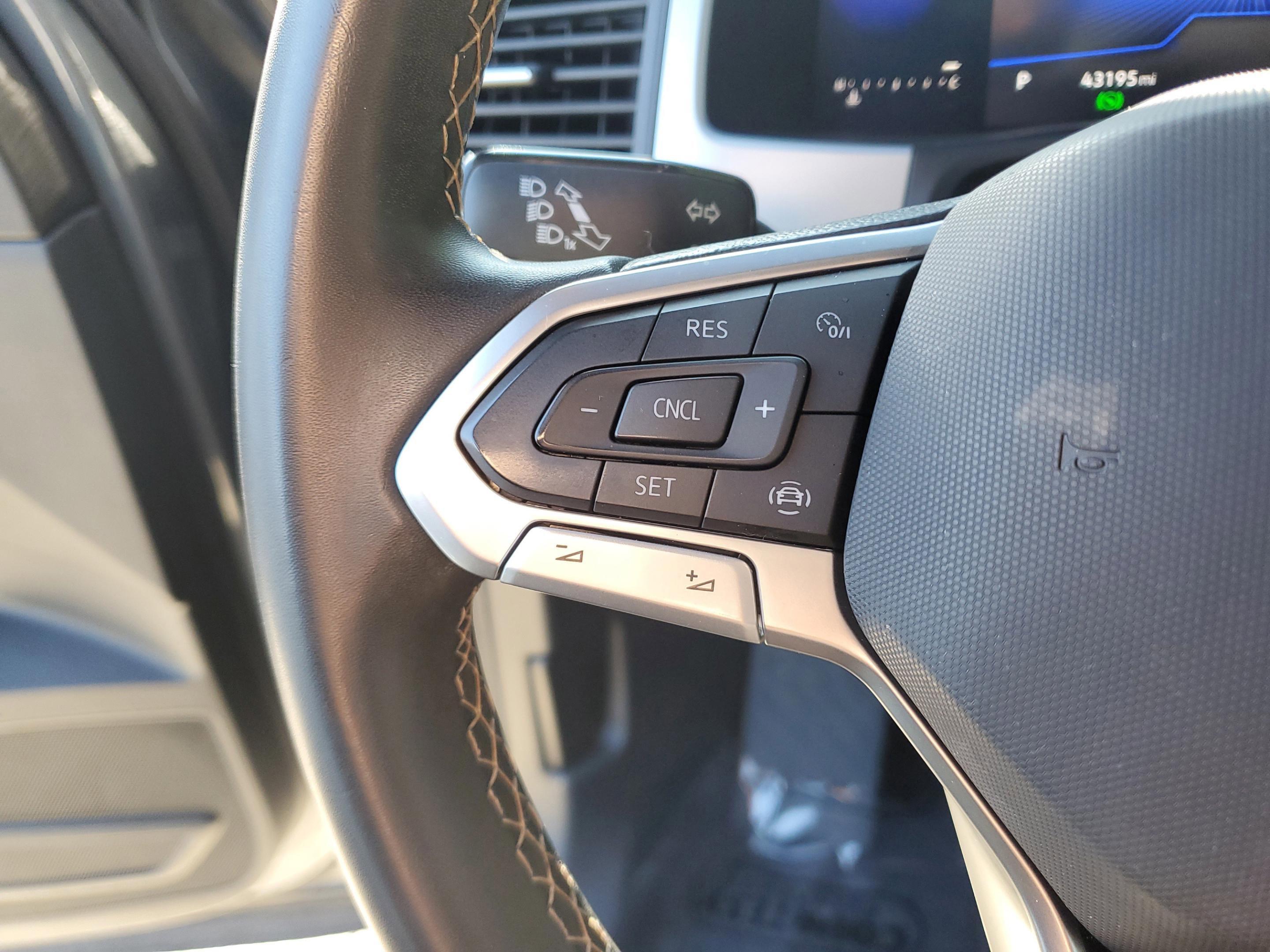 Used 2019 Volkswagen Atlas SEL image 29