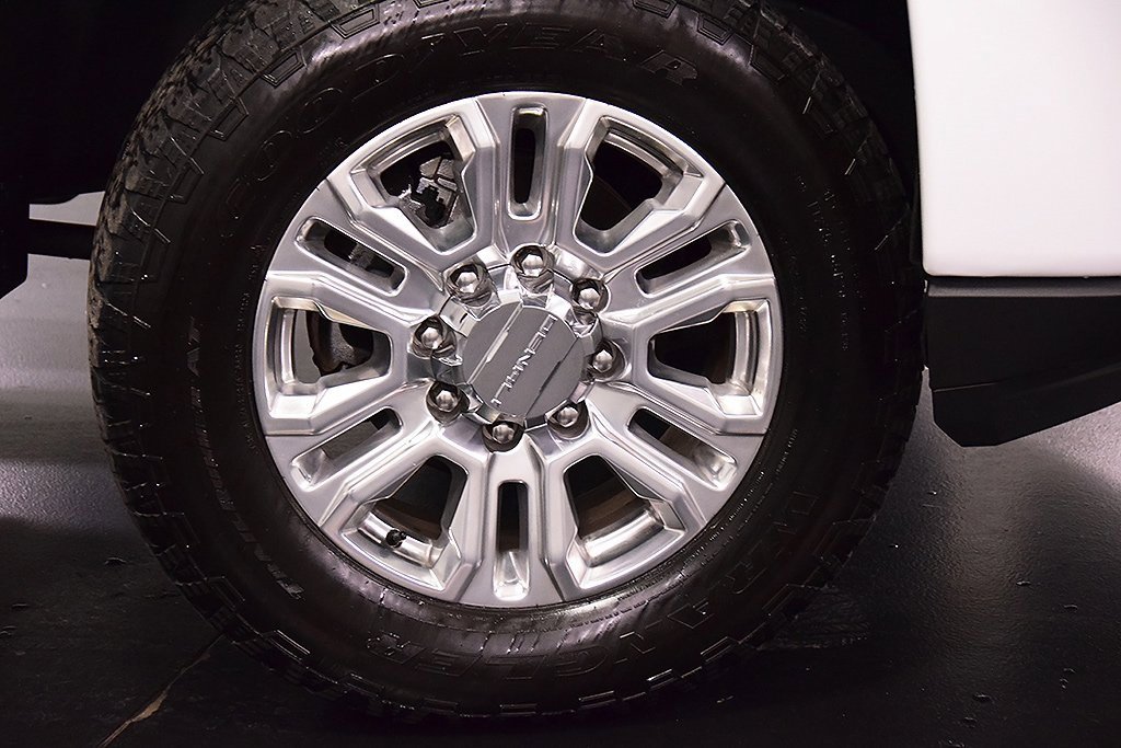 Used 2023 GMC Sierra 2500 Denali image 13