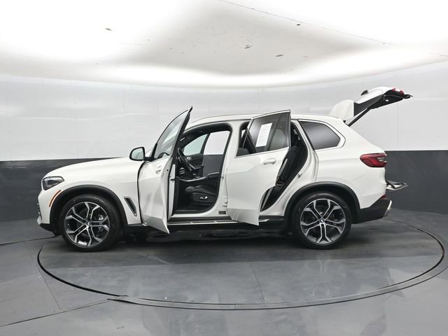 Used 2020 BMW X5 sDrive40i w/ Premium Package RWD image 51
