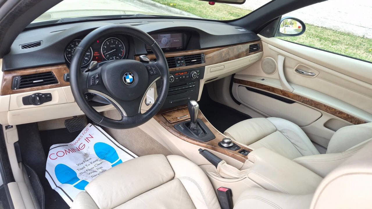Used 2007 BMW 335i Convertible image 34