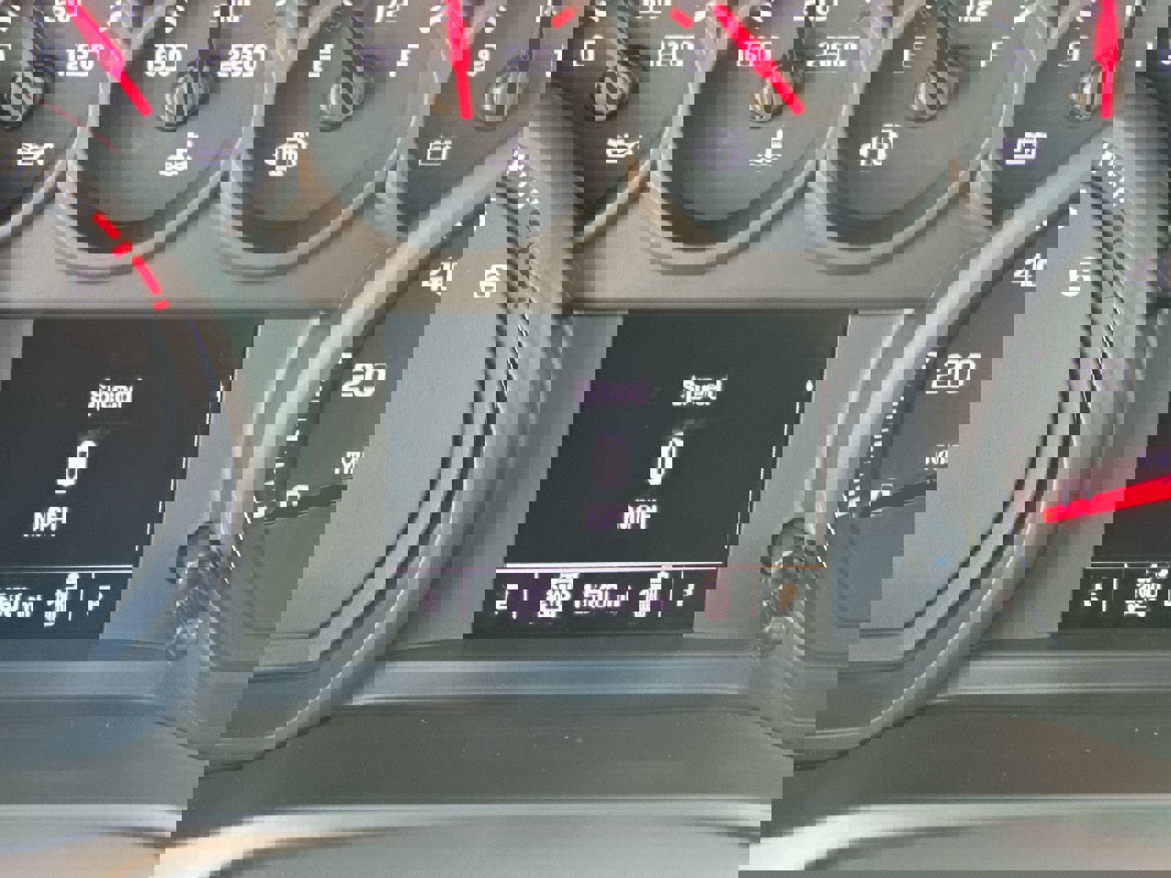 Used 2025 Chevrolet Silverado 1500 Custom image 15