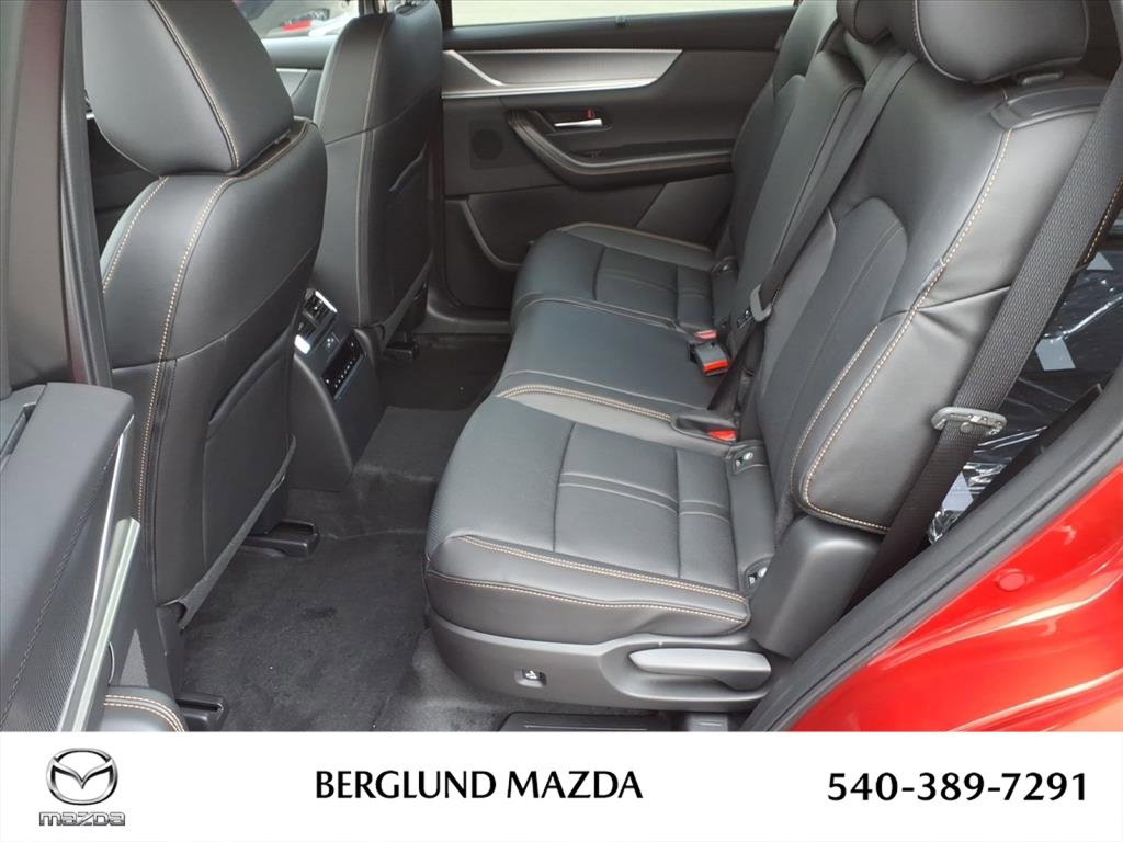New 2026 MAZDA CX-90 Plug-In Hybrid w/ Preferred image 10