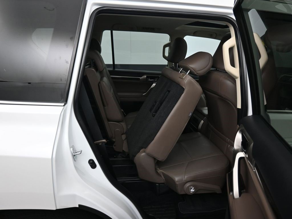 Used 2021 Lexus GX 460 Luxury image 47
