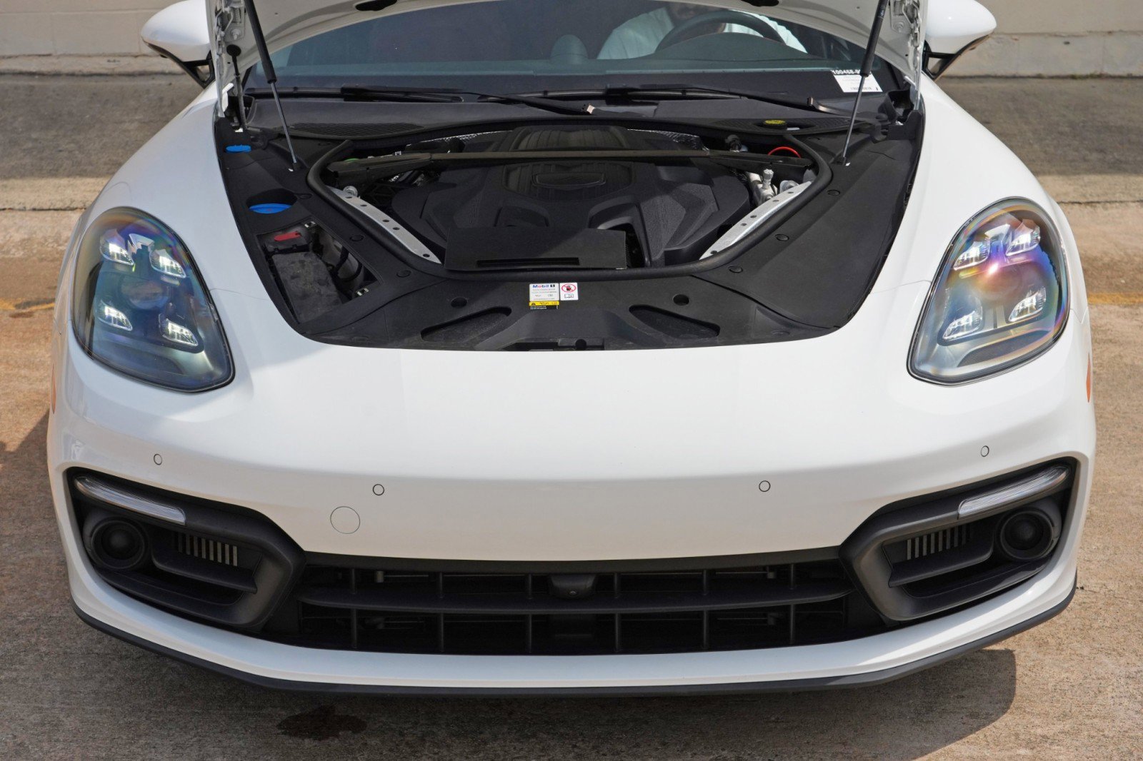 Used 2023 Porsche Panamera Platinum Edition RWD image 8