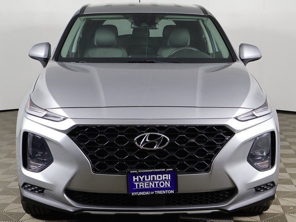 Used 2020 Hyundai Santa Fe SE image 9