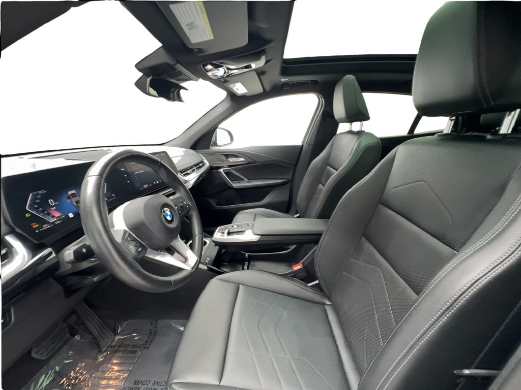 Used 2025 BMW X2 xDrive28i AWD/4WD image 22