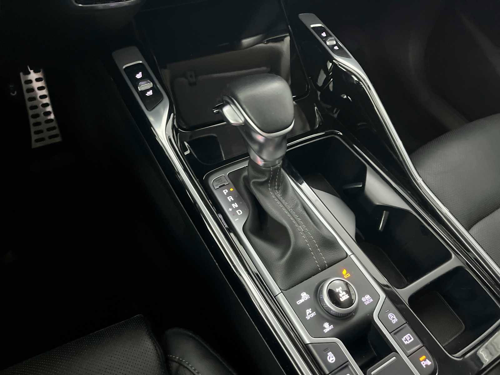 Used 2023 Kia Sorento SX Prestige image 28