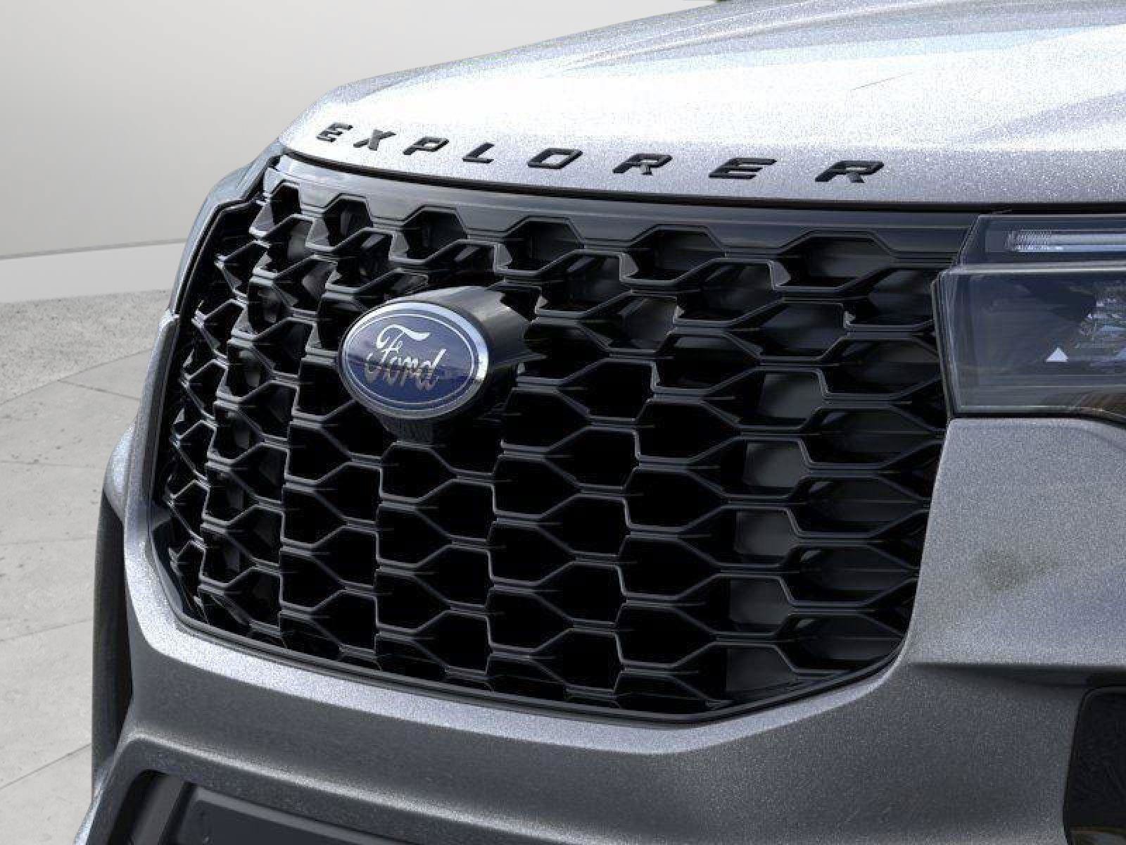 New 2026 Ford Explorer ST-Line w/ ST-Line Street Pack AWD/4WD image 17