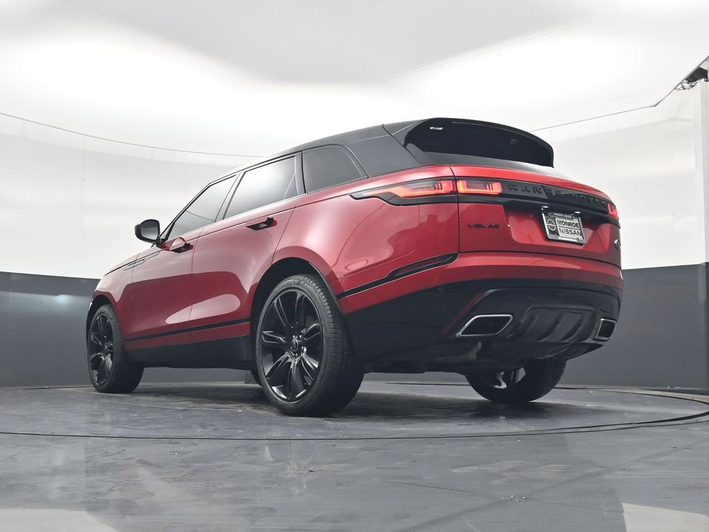 Used 2023 Land Rover Range Rover Velar R-Dynamic S image 21