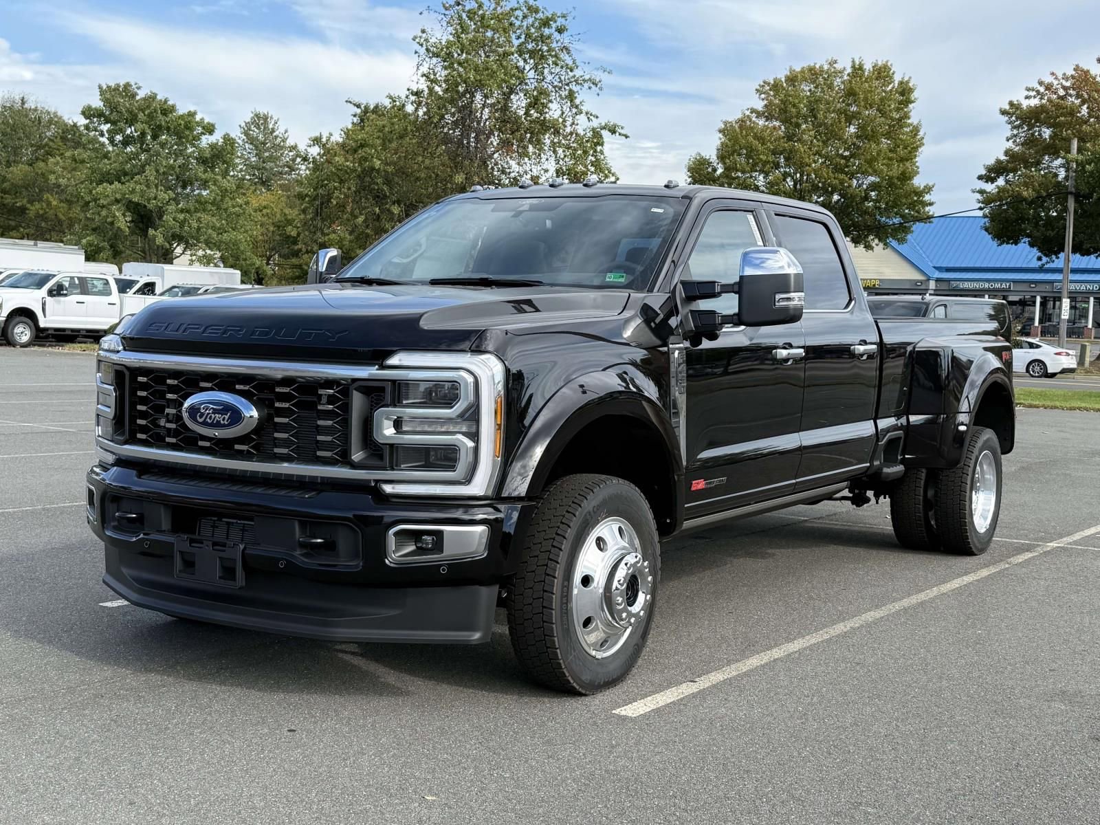 New 2026 Ford F450 Platinum w/ Platinum Plus Package image 5