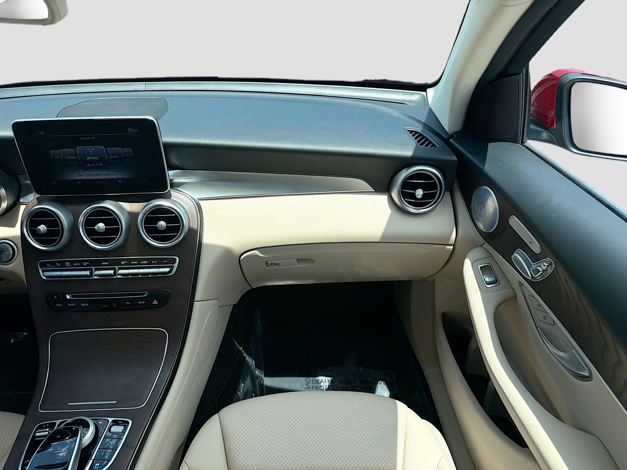 Used 2019 Mercedes-Benz GLC 300 4MATIC image 19