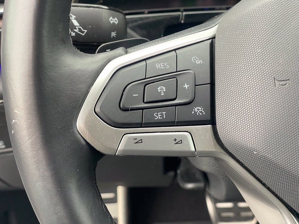 Used 2024 Volkswagen Atlas SEL Premium R-Line AWD/4WD image 20