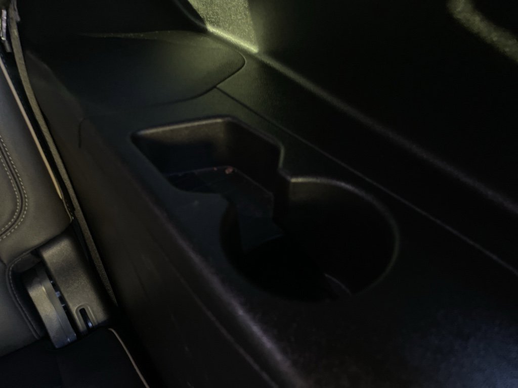 Used 2023 GMC Yukon SLT image 50