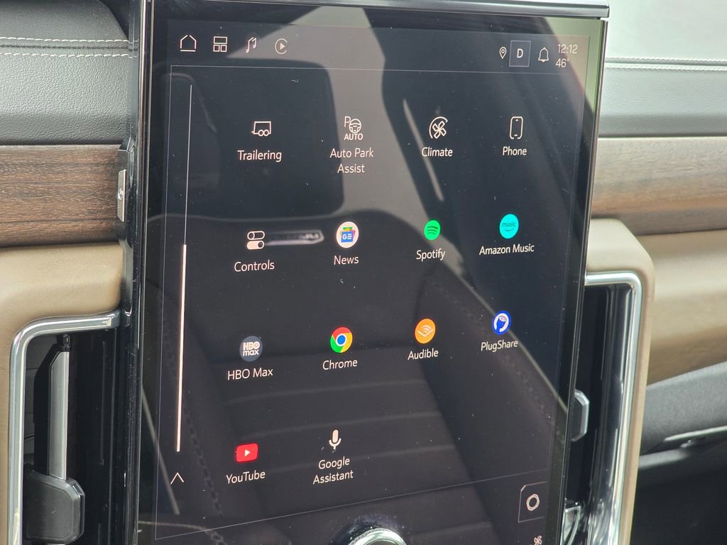 Certified 2025 GMC Yukon Denali Ultimate image 39