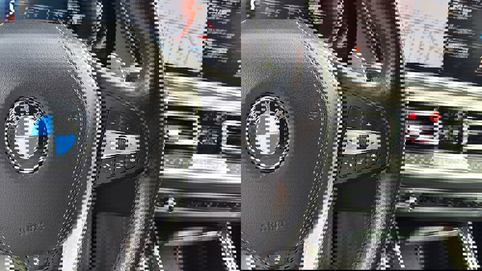 Used 2021 BMW X5 xDrive40i w/ Convenience Package image 16