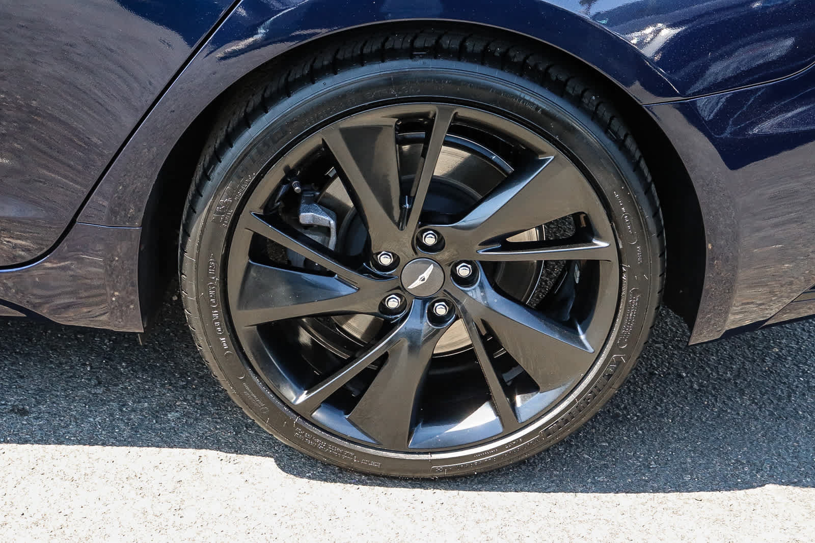 Used 2023 Genesis G70 3.3T w/ Sport Advanced Package RWD image 12