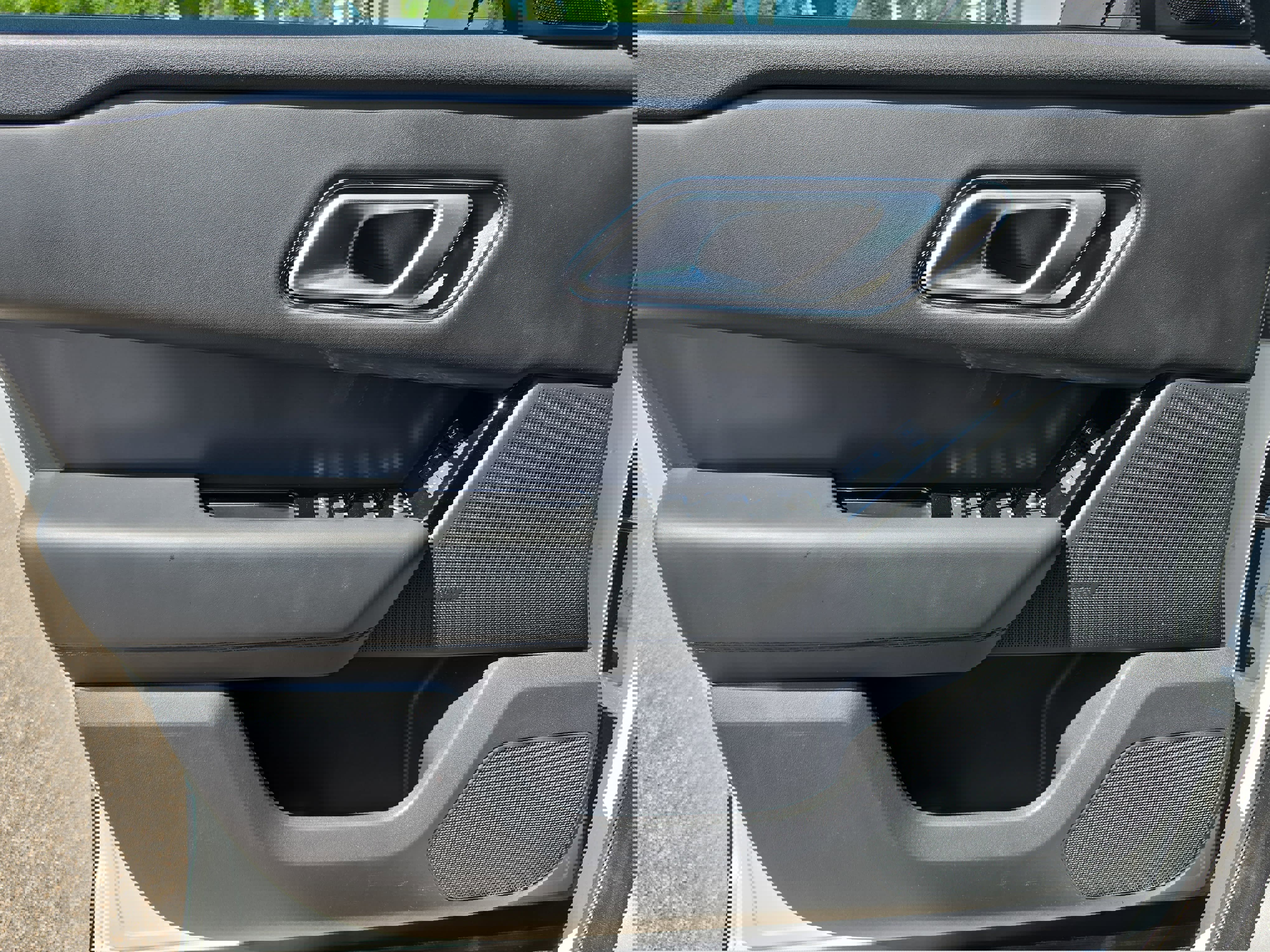 Certified 2025 Land Rover Range Rover Velar Dynamic HSE AWD/4WD image 27