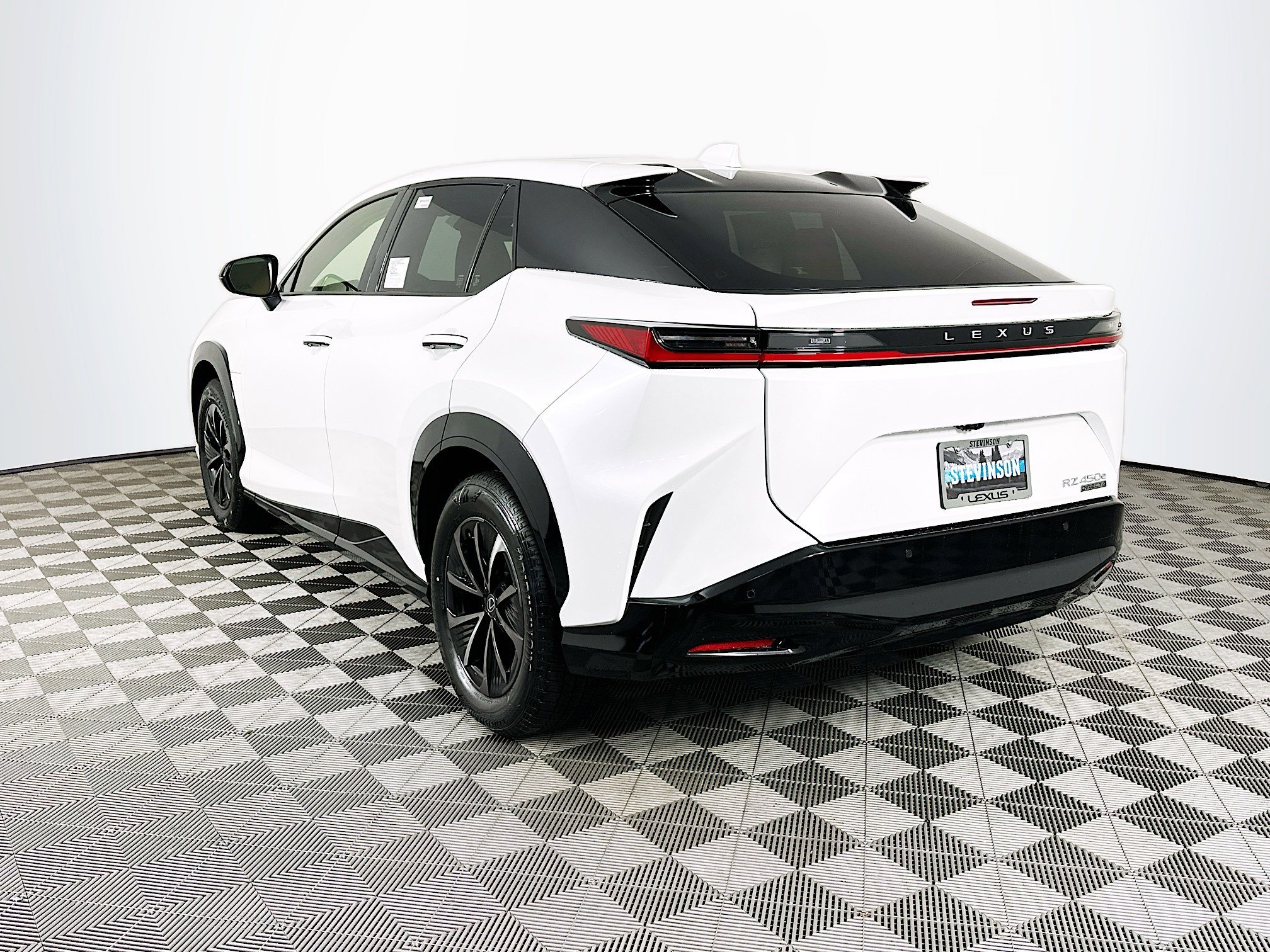 New 2026 Lexus RZ 450e AWD image 5