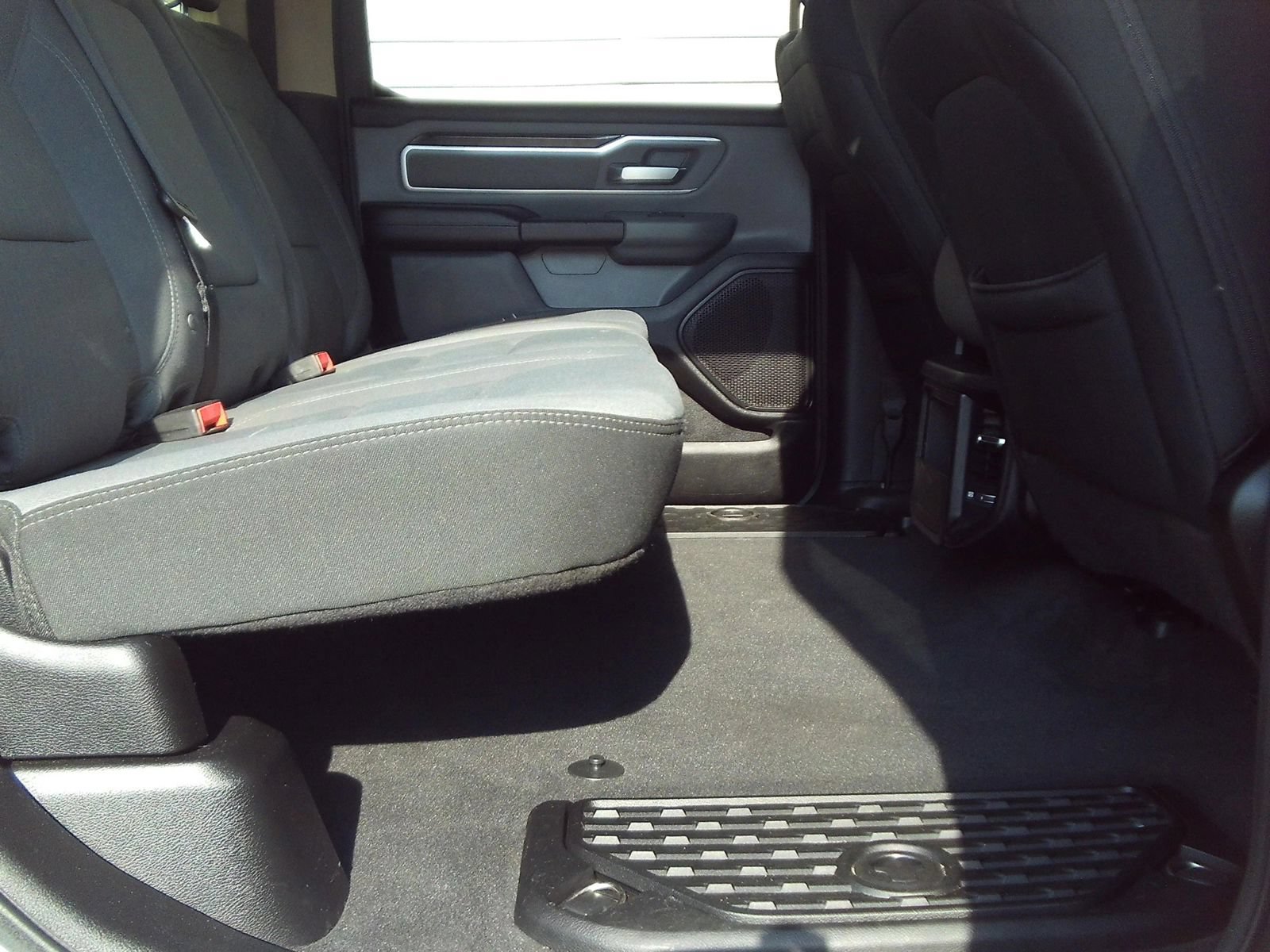 Used 2019 RAM 1500 Big Horn AWD/4WD image 37