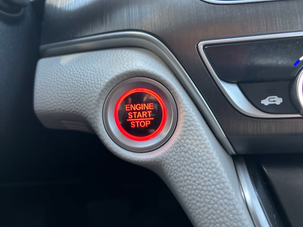Used 2018 Honda Accord LX image 24